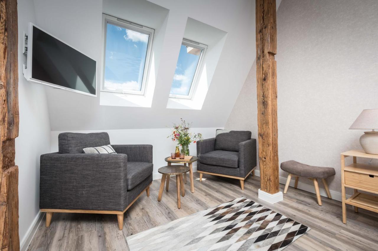Na Kmine Hotel Obristvi Bagian luar foto