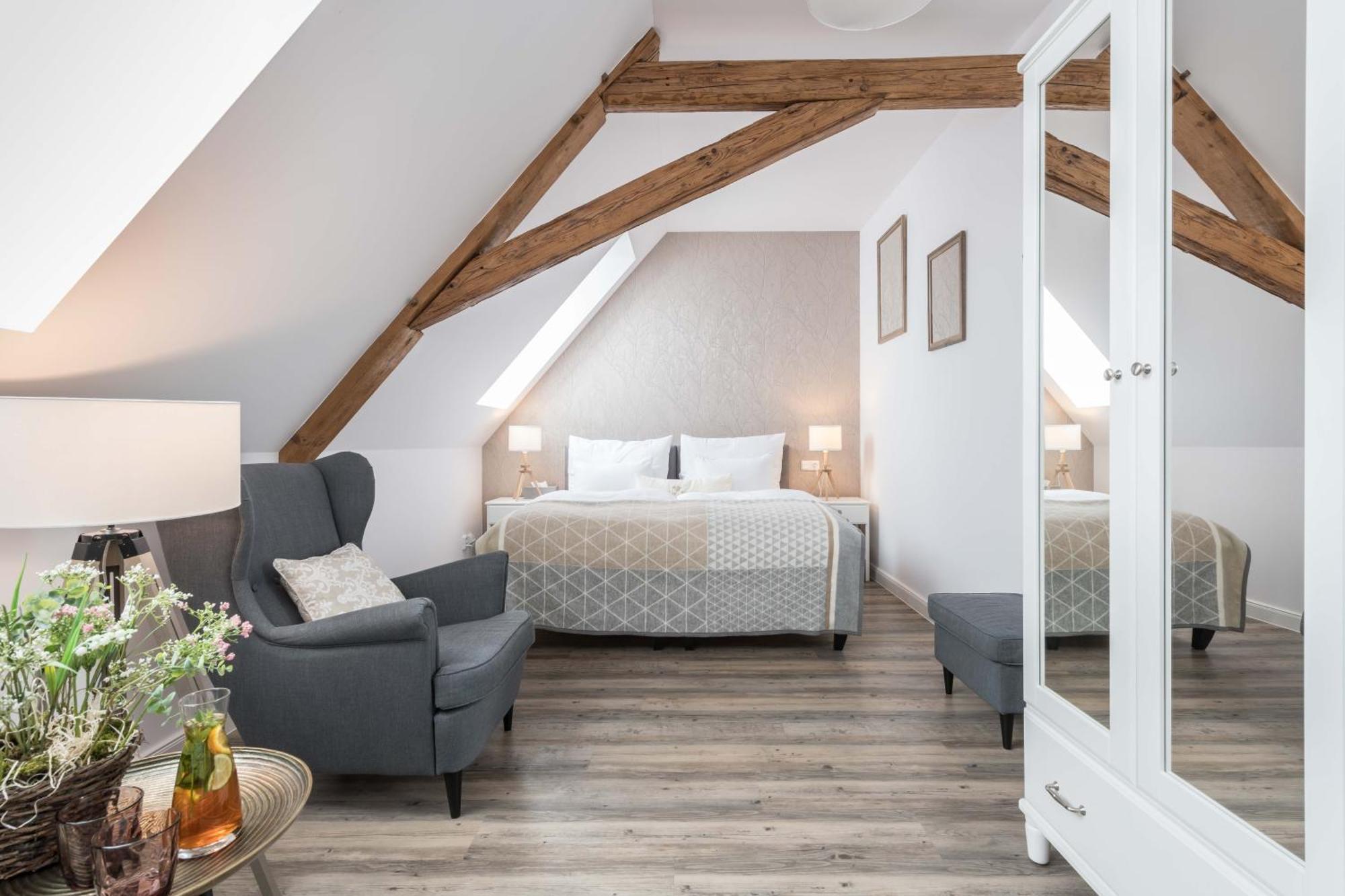 Na Kmine Hotel Obristvi Bagian luar foto