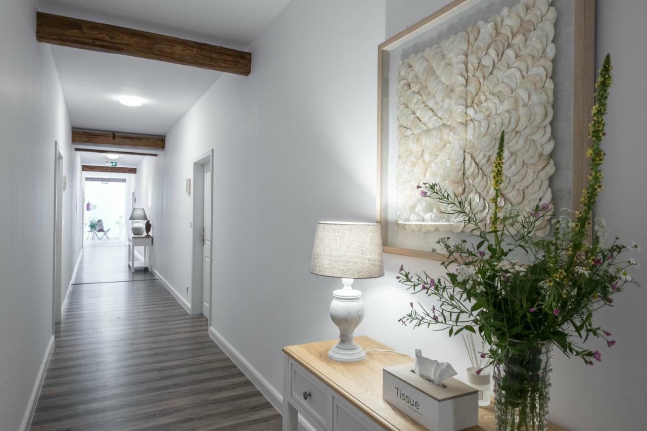 Na Kmine Hotel Obristvi Bagian luar foto